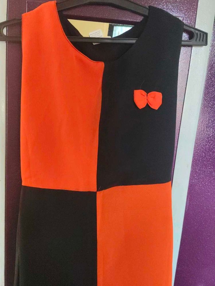 Color Block Dress with Bow Accent