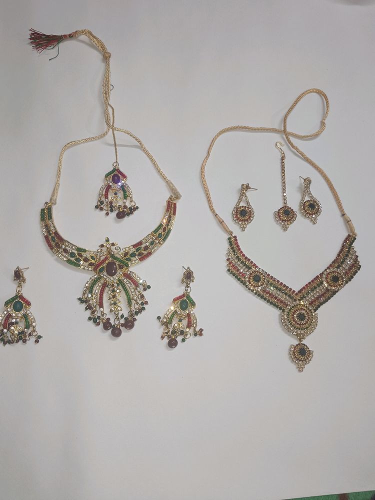te Two Multi Colour Necklace With Maang Tikka Comb