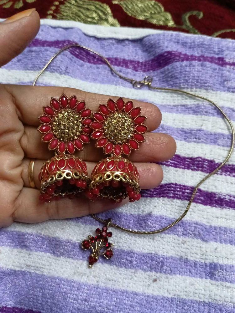 Elegant Red &amp; Gold Jhumka Earrings &amp; Pendant Set
