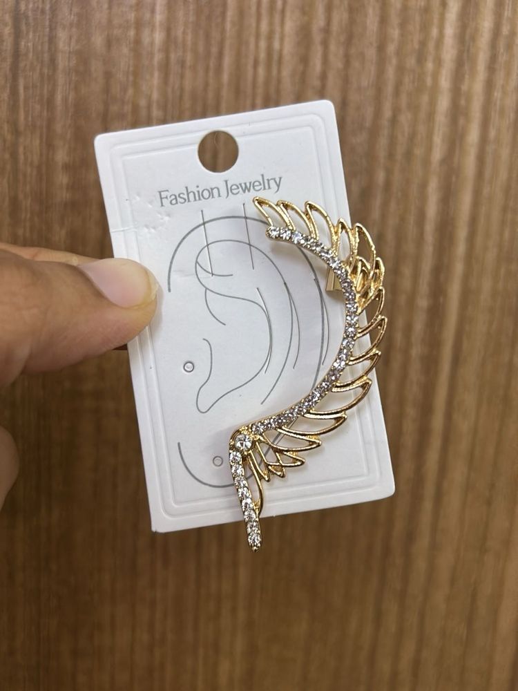 Metallic Studded Ear Cuffs in gold colour