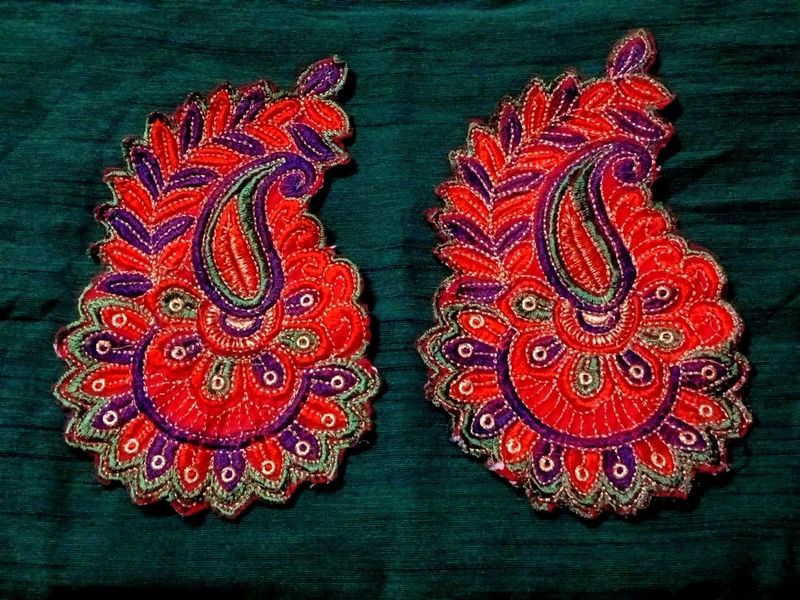 Multicoloured Embroidered Paisley Appliques (Pair)