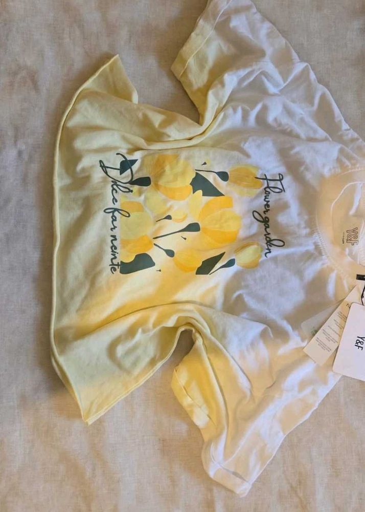 Baddie tulip croped  Yellow Floral T-Shirt