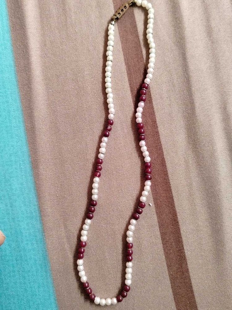 Beaded Necklace - White &amp; Maroon