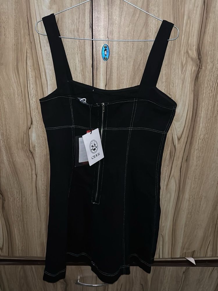 Chic Black Mini Dress with Contrast Stitching