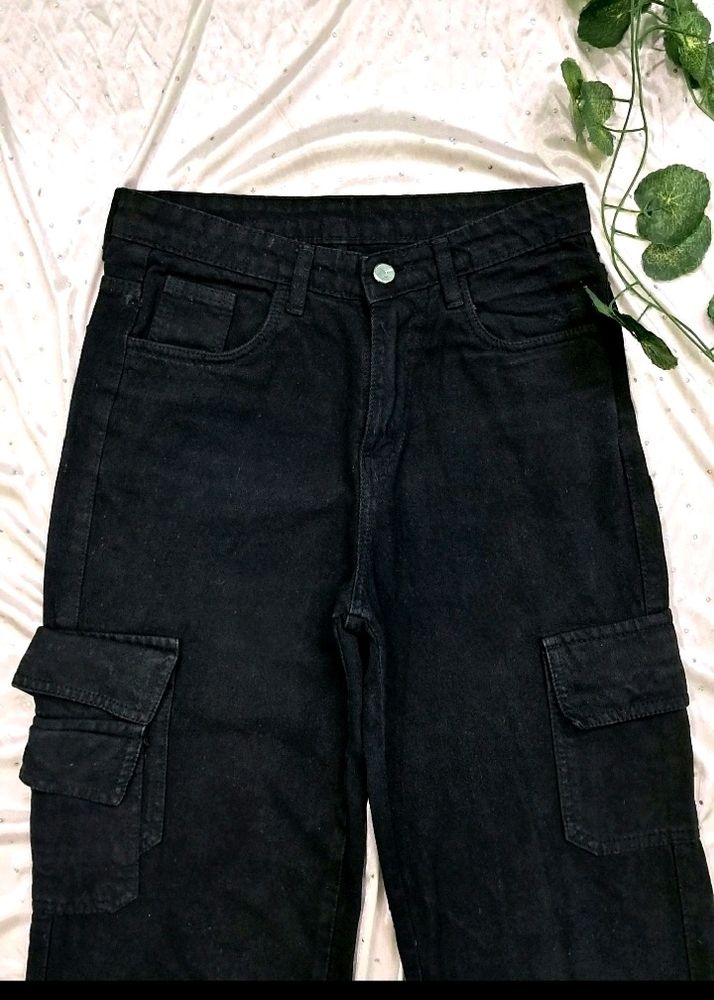 Black Cargo 🖤