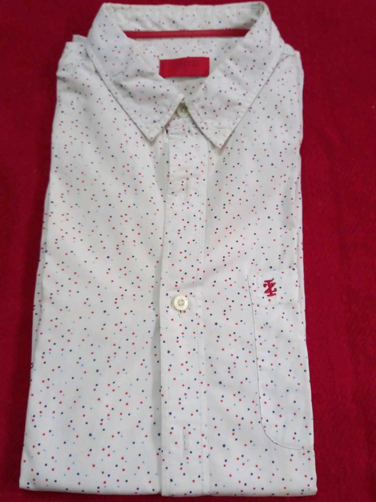 IZOD Dotted Casual Shirt GENTLY USED