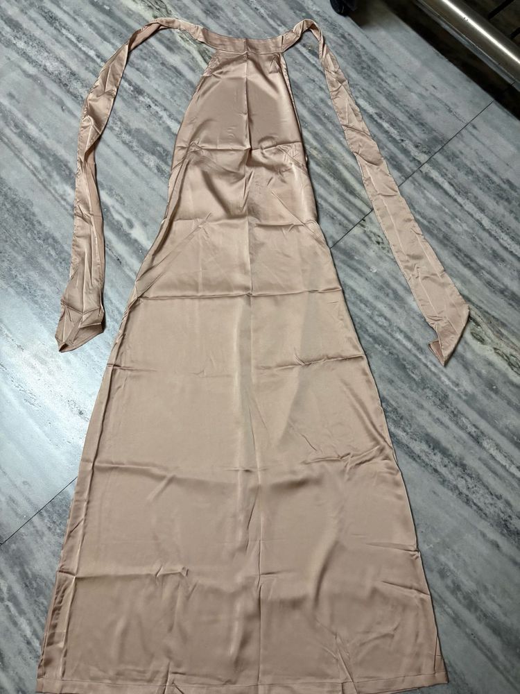 A- line backless dress
