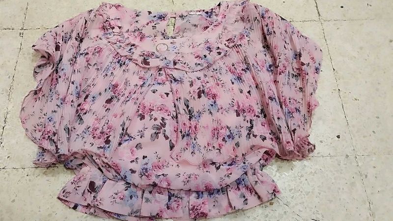 Chic Pink Floral Print Blouse
