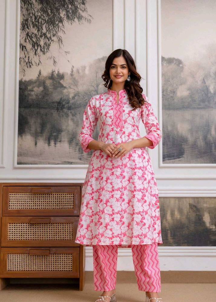 Chic Pink Floral Kurta Set