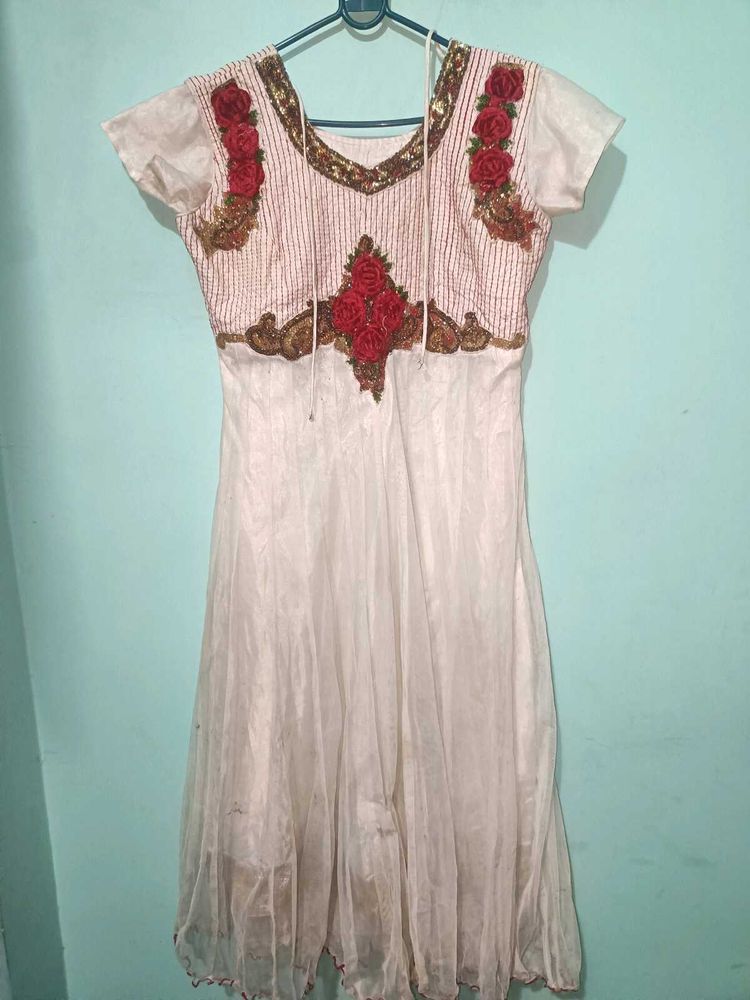 Elegant White Embroidered Ethnic Gown