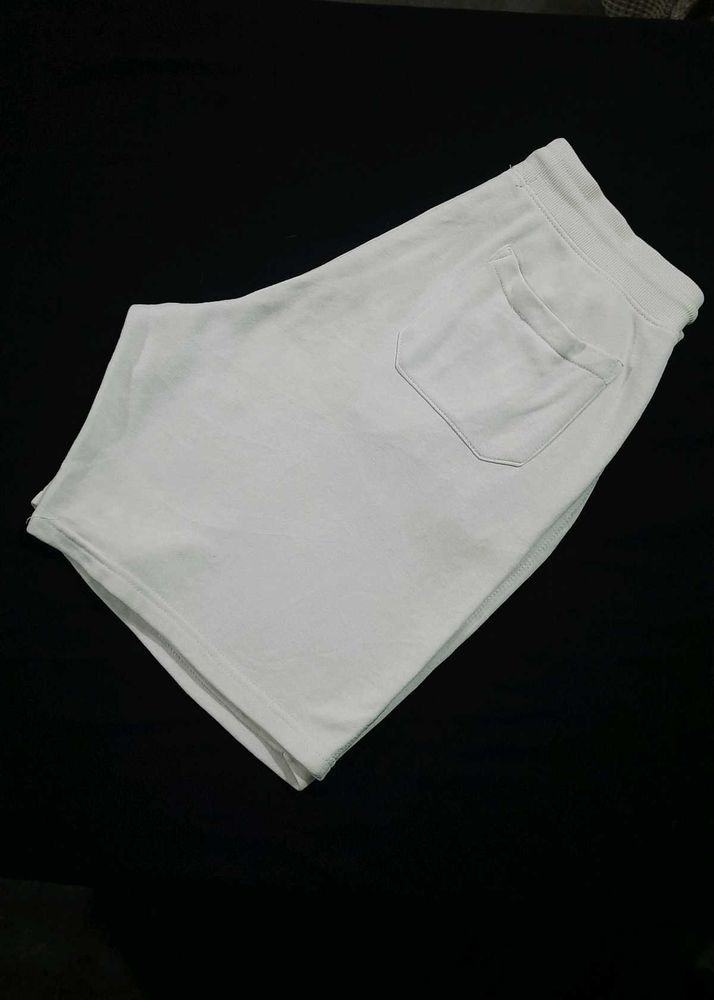 Comfortable White Sweat Shorts