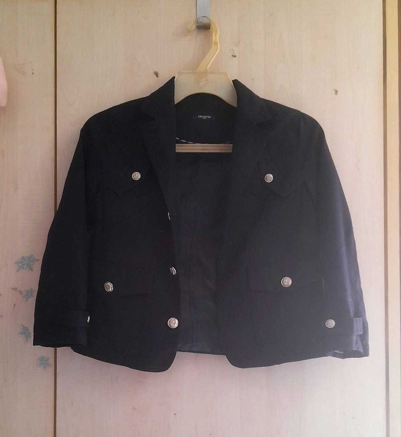 Chic Navy Blue Cropped Jacket