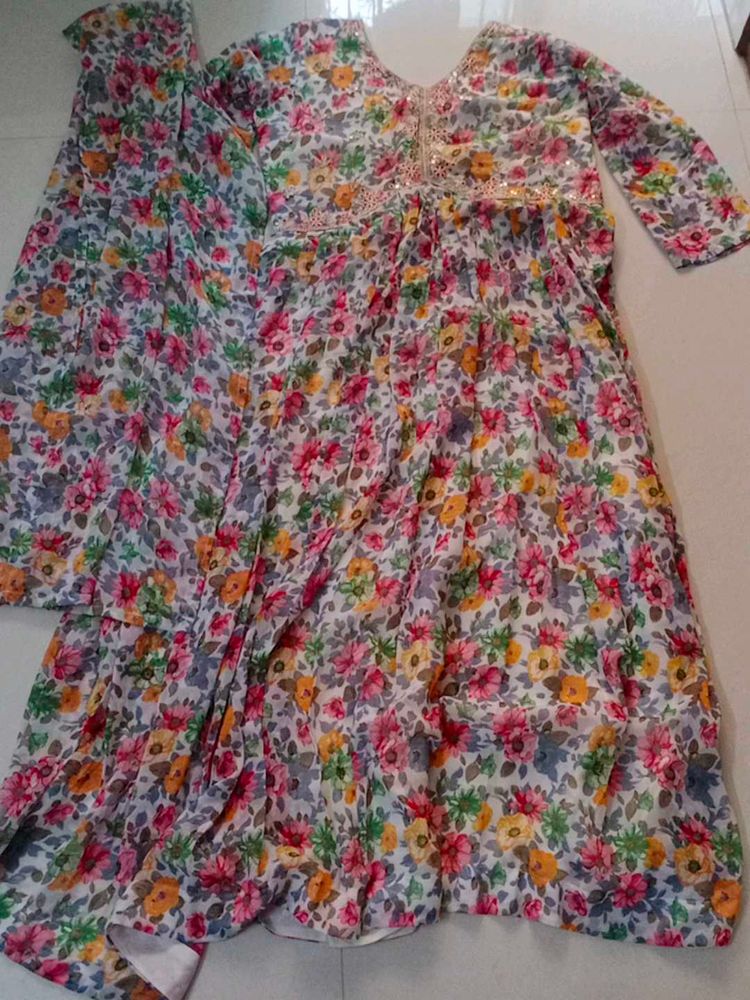 Floral Kurta Set
