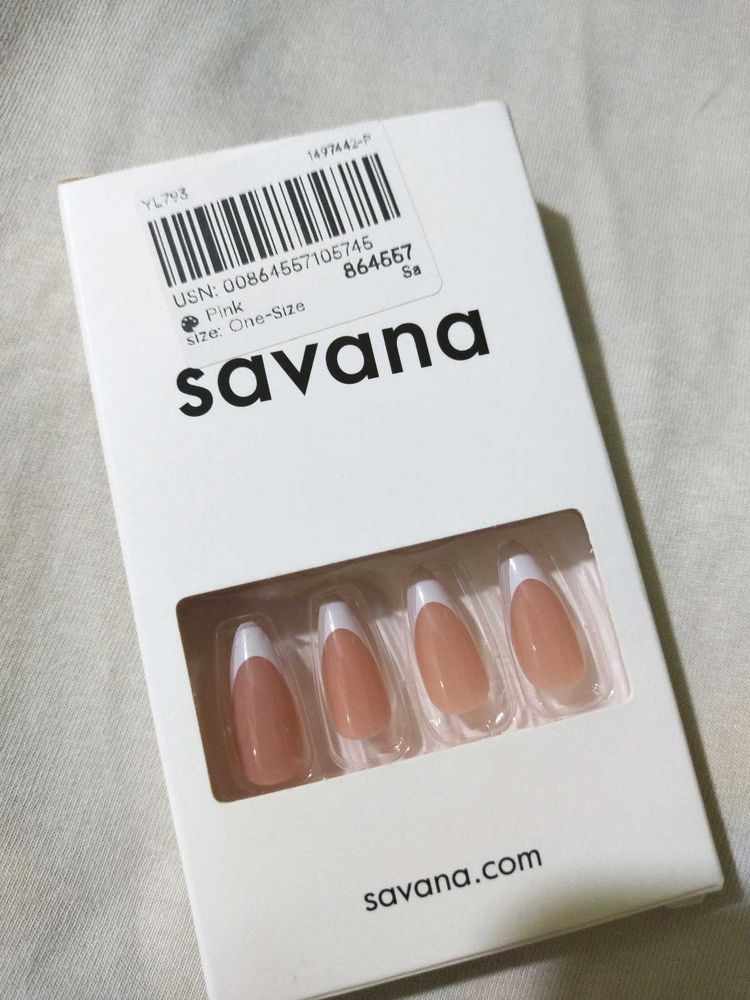 Savana French Tip Press-On Nails