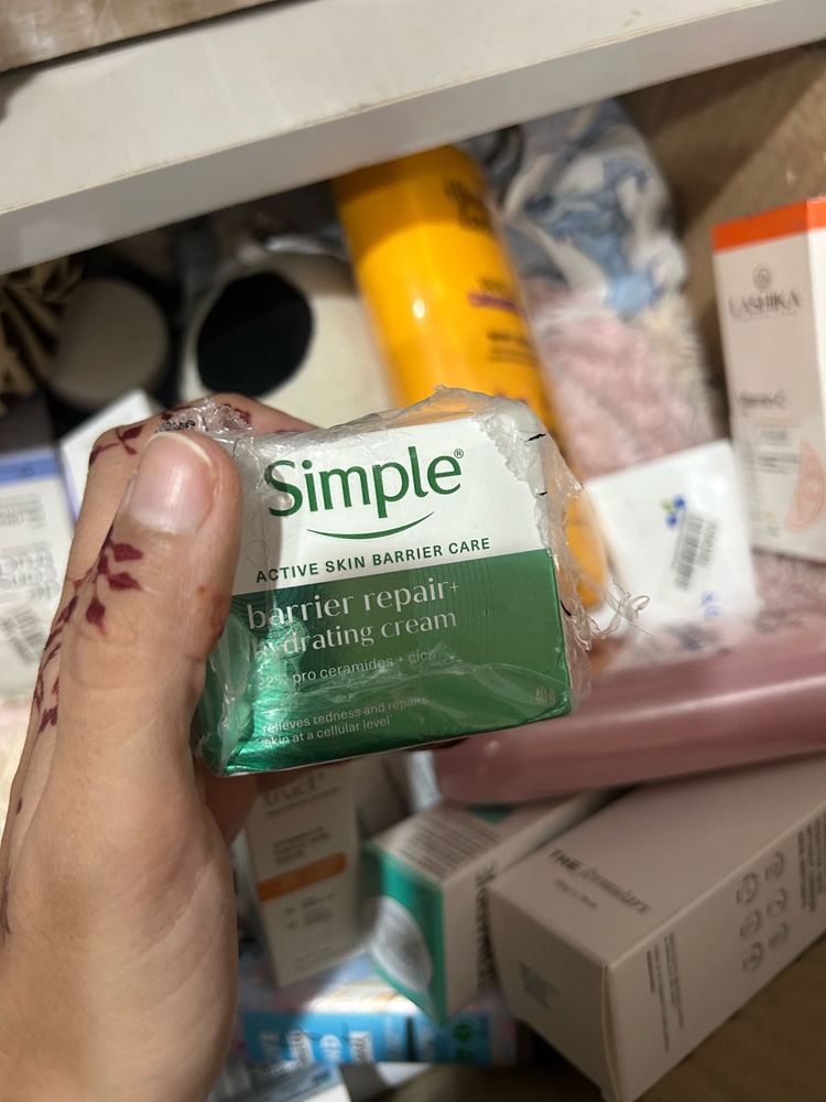 Simple Barrier Repair+ Hydrating Cream
