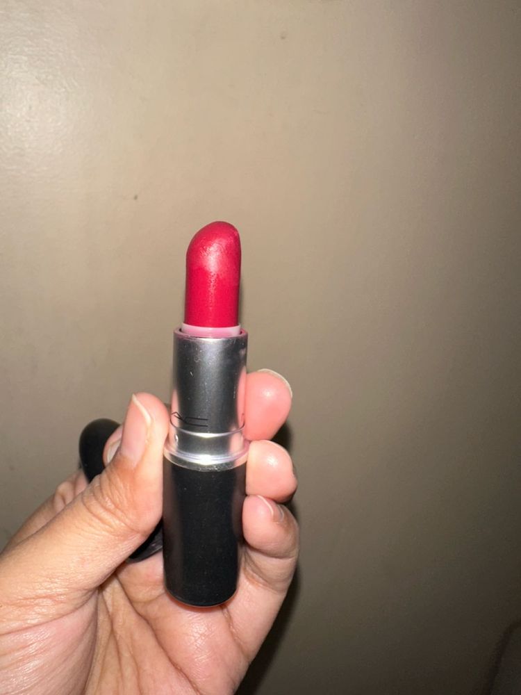 MAC Lipstick - D for Danger
