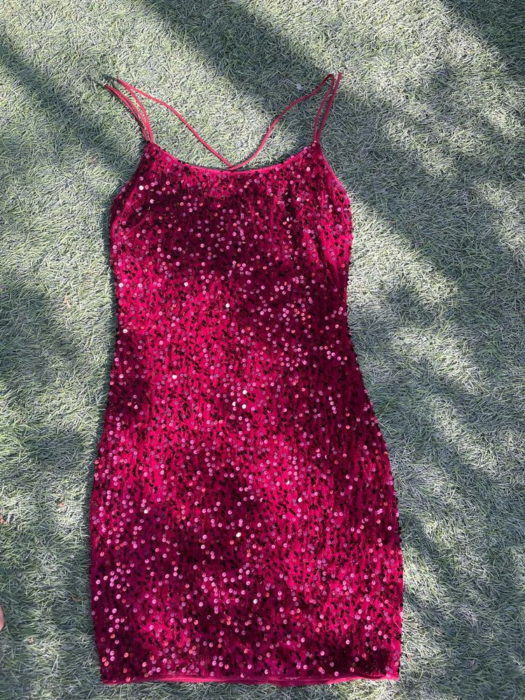 beautiful sequin marroon dress- size Small