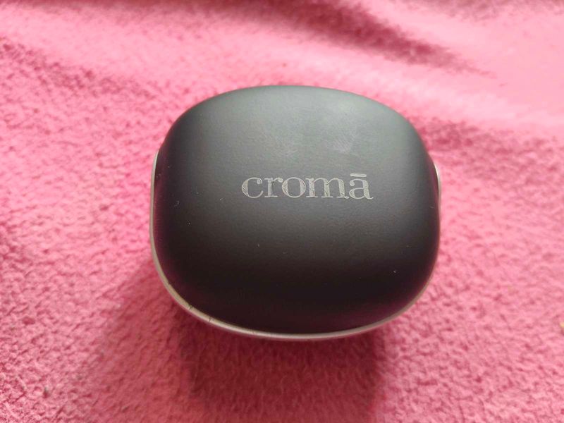 Croma earbuds