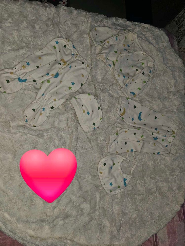 Baby Clothes Set - Moon &amp; Stars