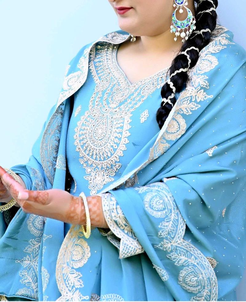 Beautiful Blue Embroidered Kurta Set
