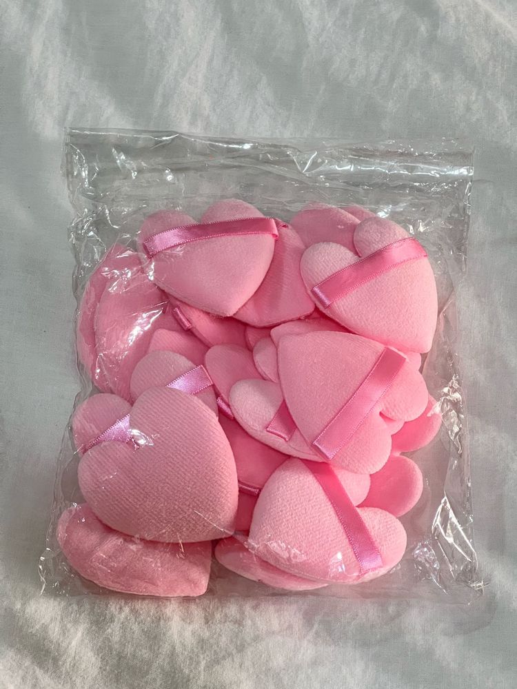 💗Cute Heart Makeup puffs 21 pcs