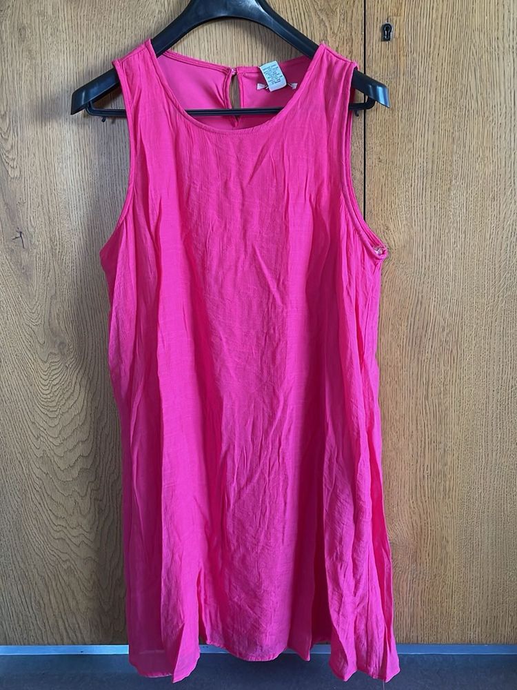 Bright Pink Sleeveless Top