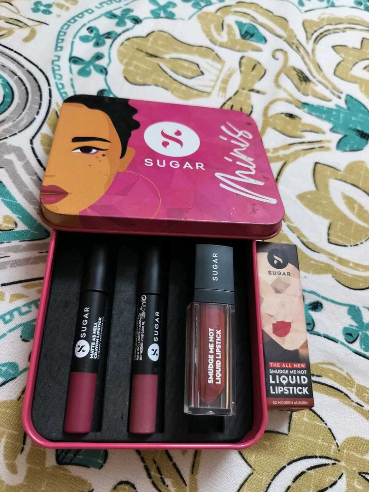 SUGAR Mini Lipstick Set ( only swached)