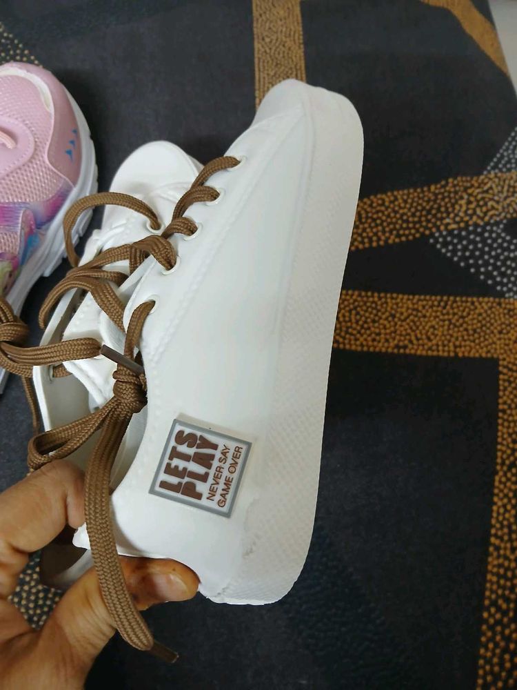 White Sneakers 35size