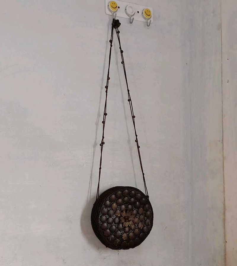Coconut shell Round Rattan Crossbody Bag