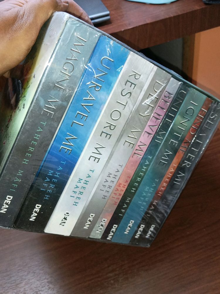 👁️‍🗨️Shatter Me Series by Tahereh Mafi