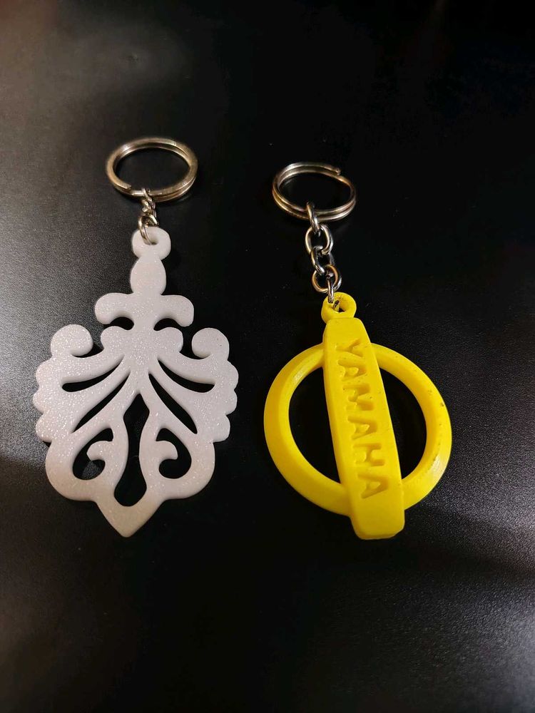 Set of 2 Keychains - Yamaha &amp; Decorative