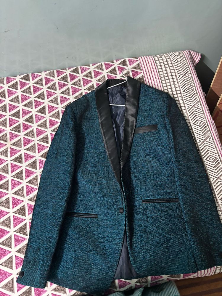 Stylish Men's Teal Blazer