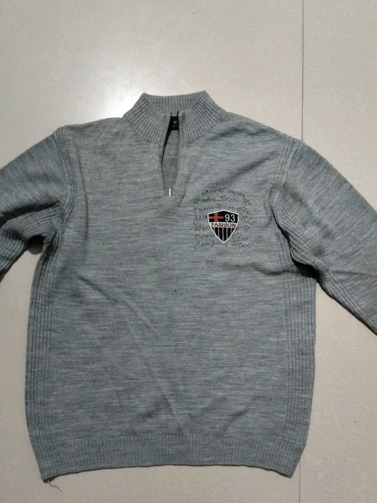 Men's Grey Knit Pullover