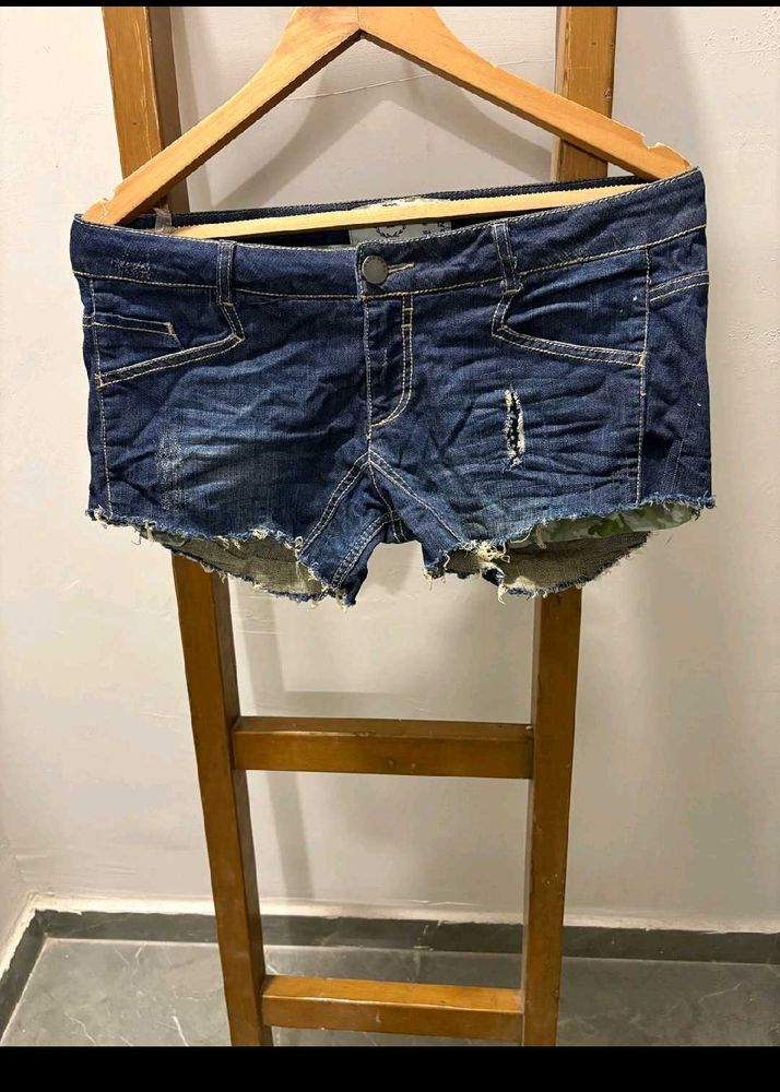 Beautiful Distressed Denim Shorts