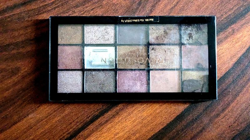 Branded Eye Shadow Pallet With 12 Colors