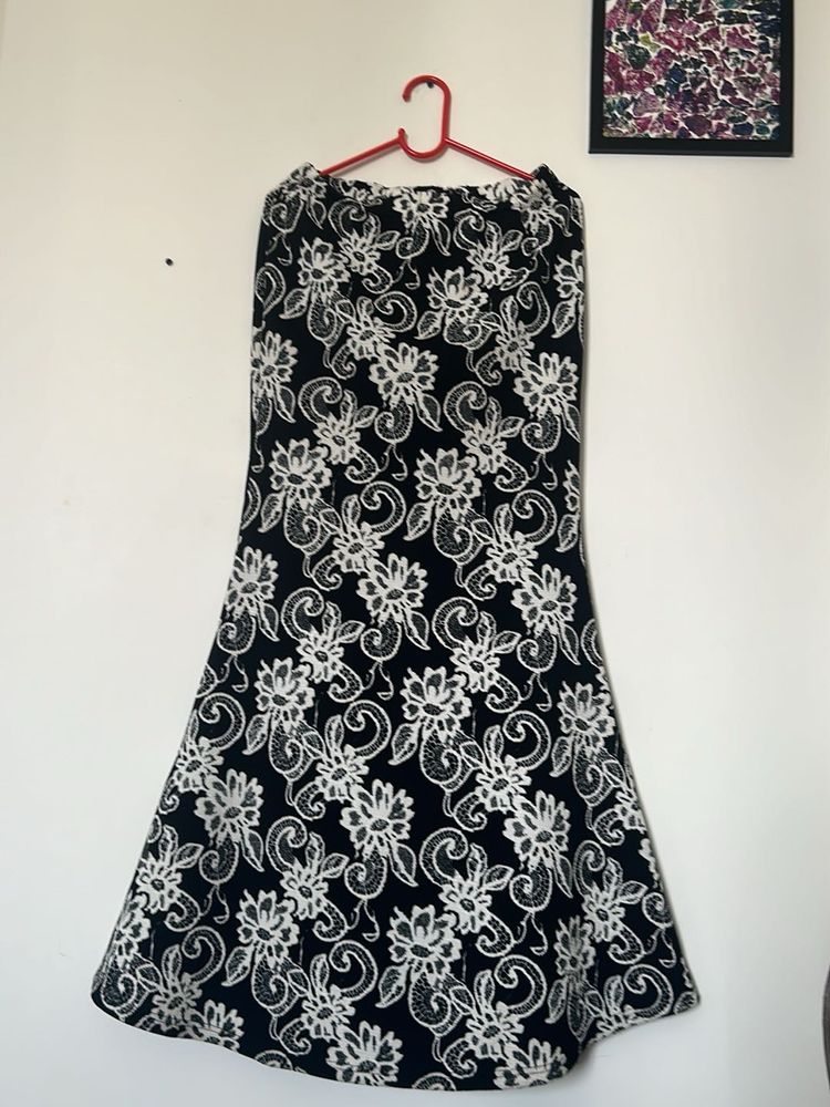 Floral Print Maxi Skirt (with Free Bracelet)