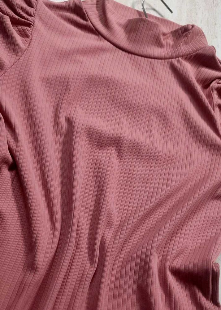 Ribbed Mock Neck Puff Sleeve Top