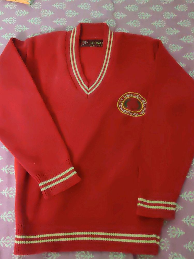 Clearance Sale: Sweater For Kids Below 12 Months