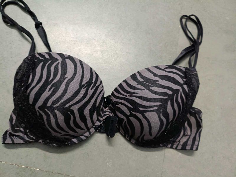 Stylish Zebra Print Bra