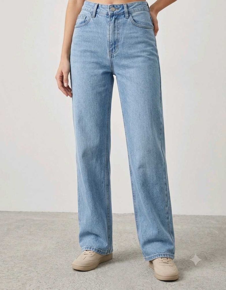 Light Wash Wide Leg Jeans