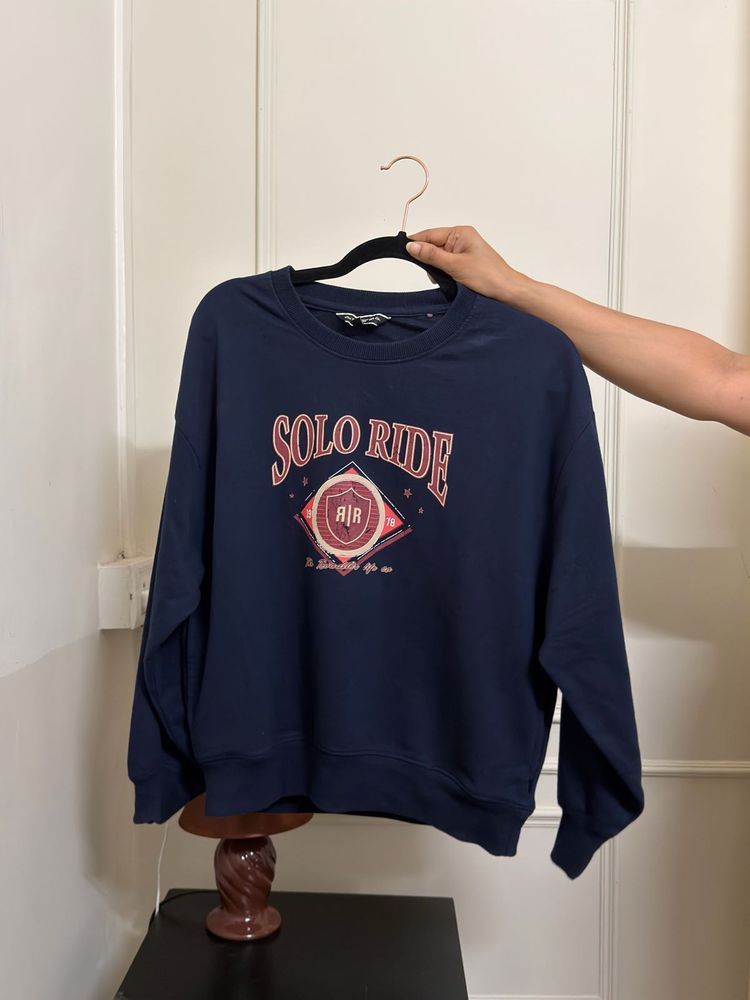 Navy Blue Sweatshirt with Pockets