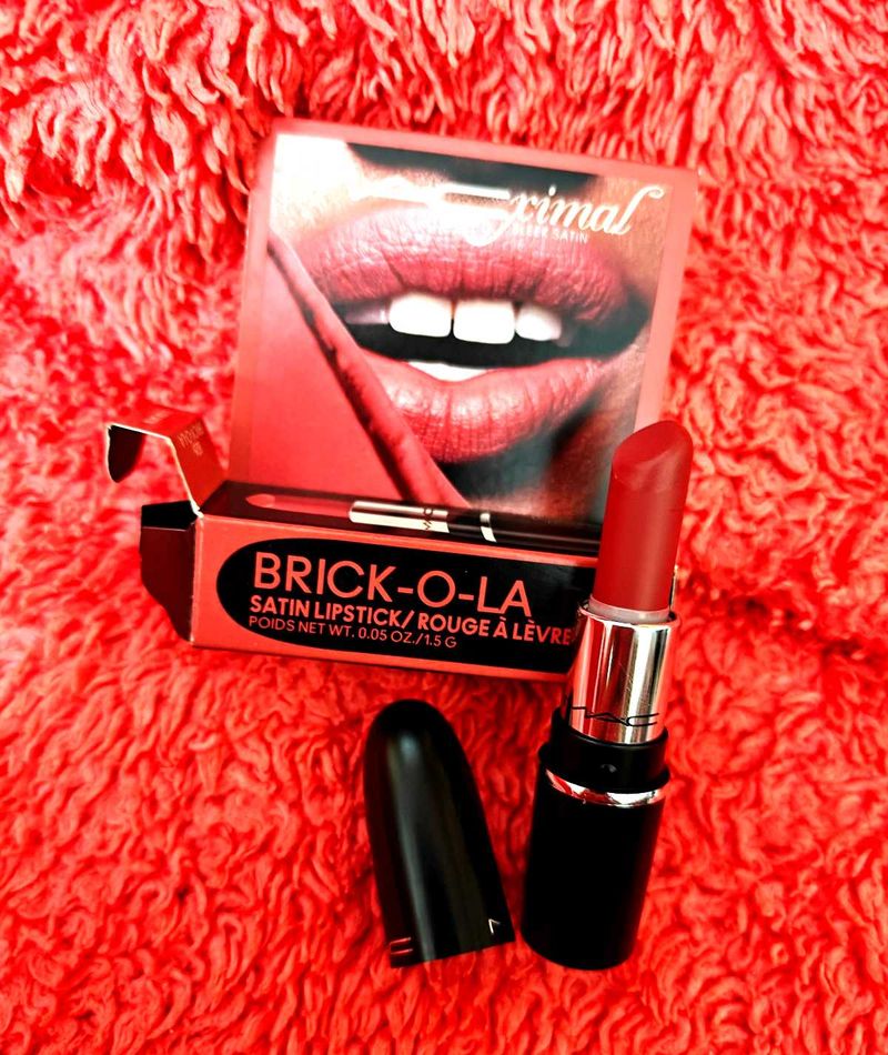MAC Brick-O-La Satin Lipstick