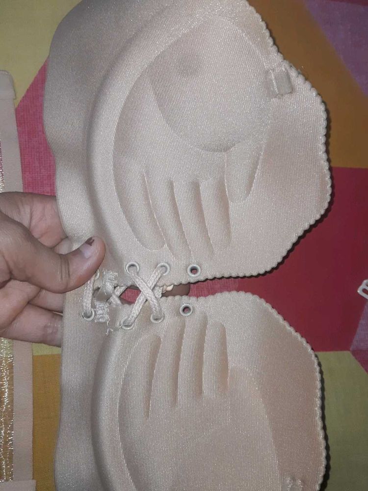 Push-Up Bra (wired) with Adjustable Strap