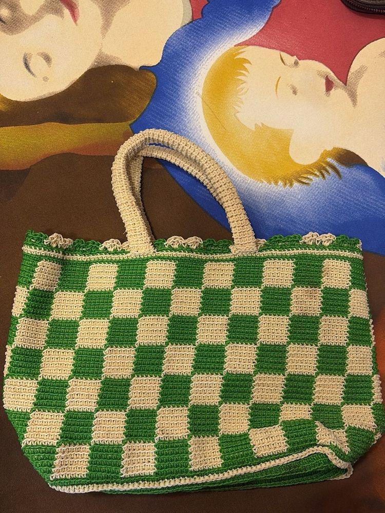 Green &amp; White Checkered Crochet Tote Bag