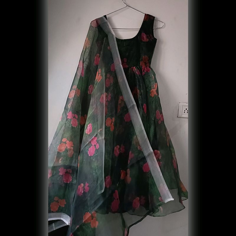New Unused Anarkali Suit For Women 1 Free