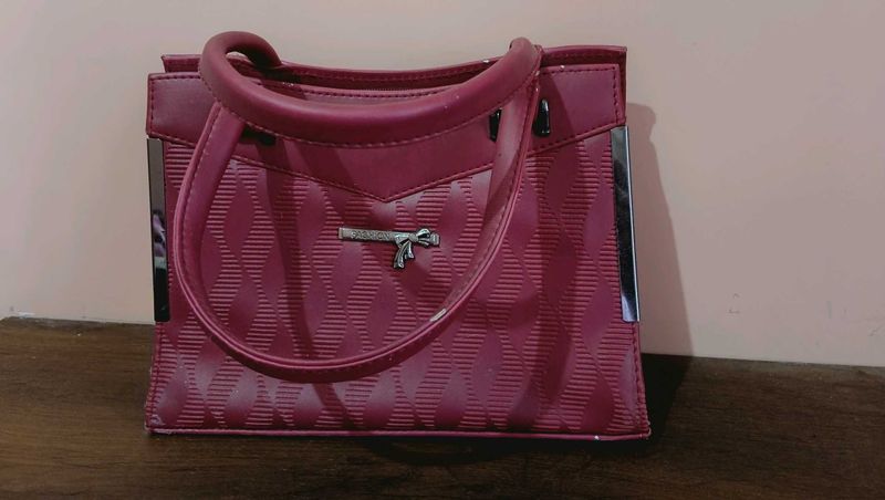 Stylish Maroon Handbag