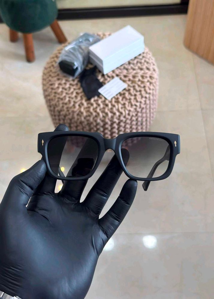 Stylish Black Square Sunglasses