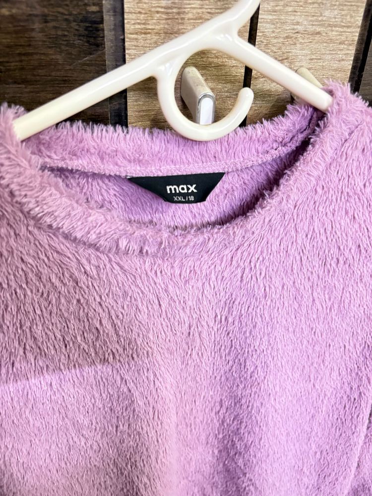 Lilac Fuzzy Max Pullover