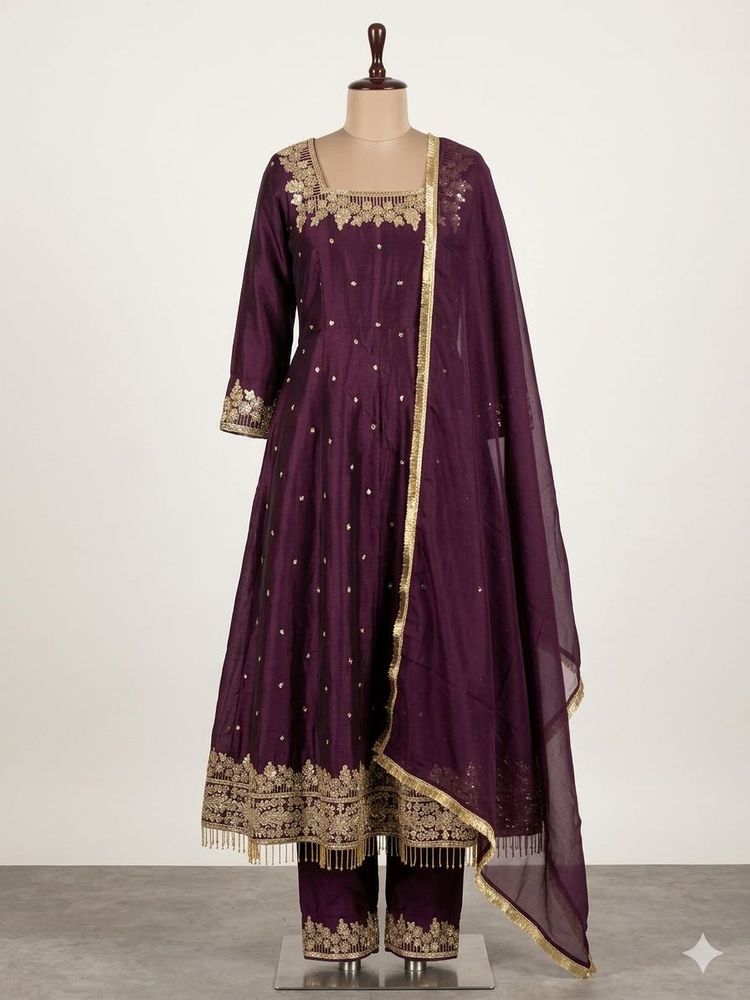 Elegant Embroidered Kurta Set