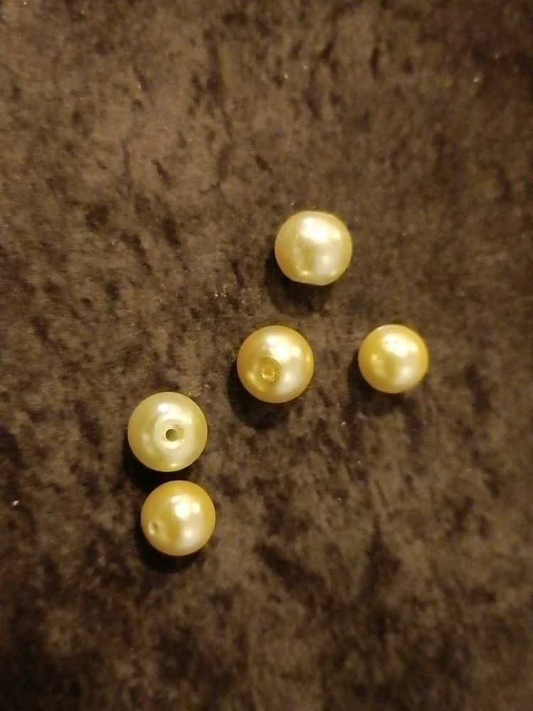 Vintage Pearl Beads - Crafting Supplies